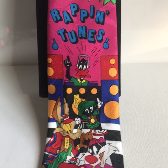 Looney Tunes Rappin Tunes Vintage Tie - Picture 3 of 5